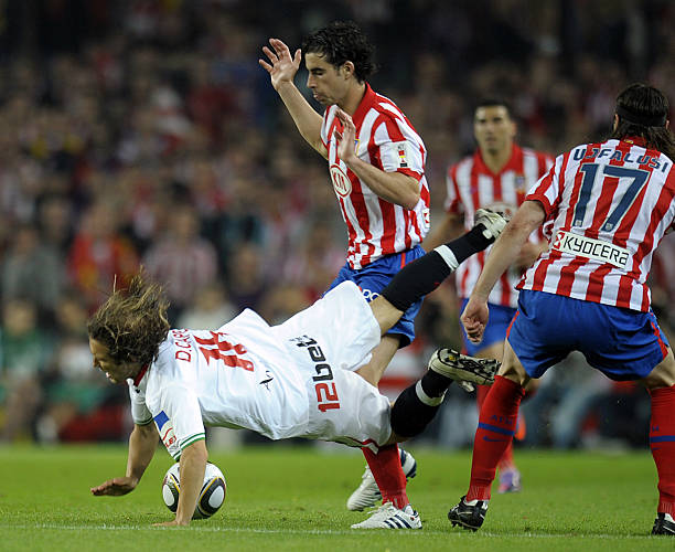 一系列年轻 一系列年轻